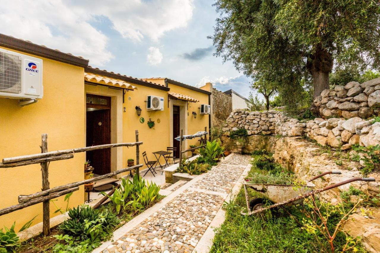 Agriturismo Monte Criscione Avola Luaran gambar